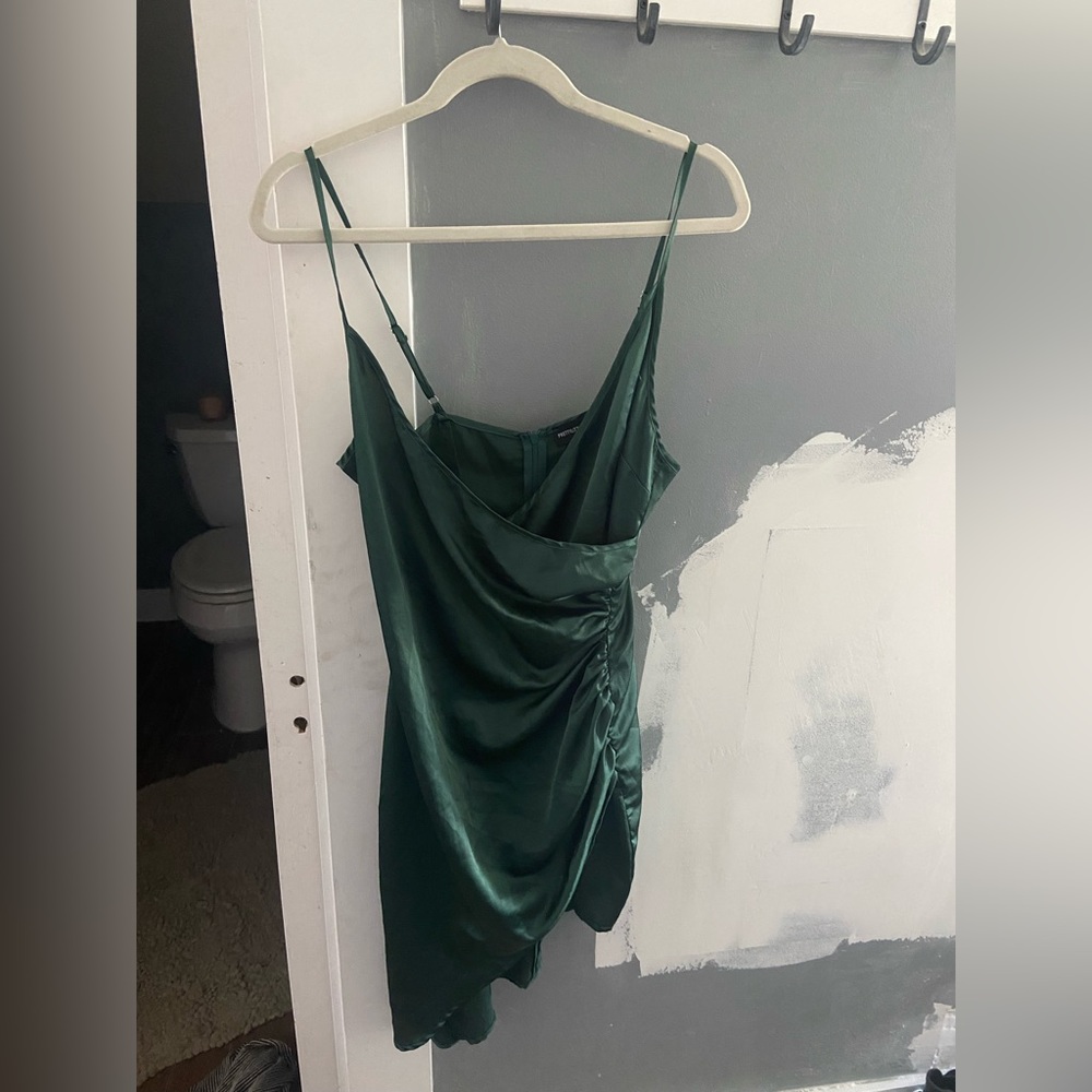 PLT Mini Green Satin Dress Scrunched Waist Sz 6 Used